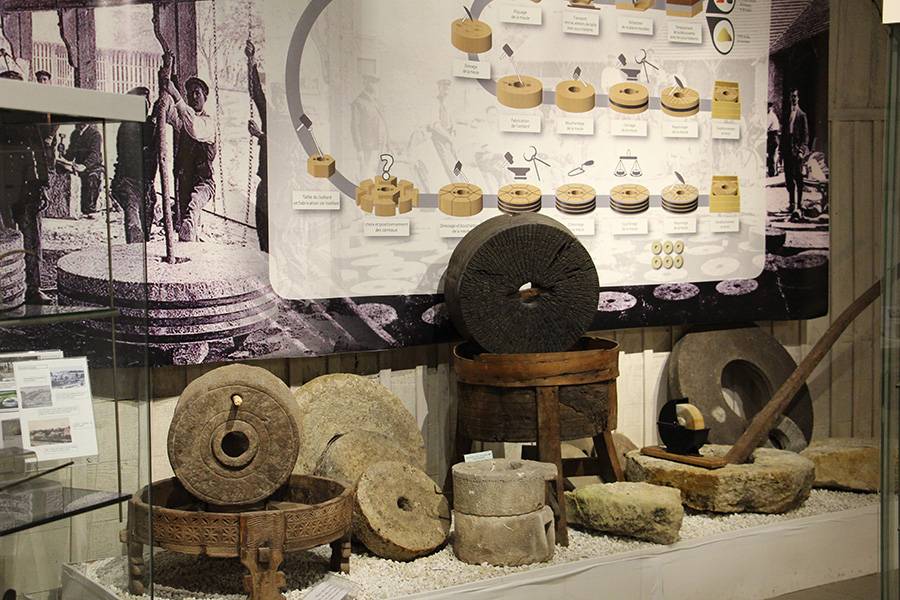 Photo de Musée des meules et des pavés d'Epernon
