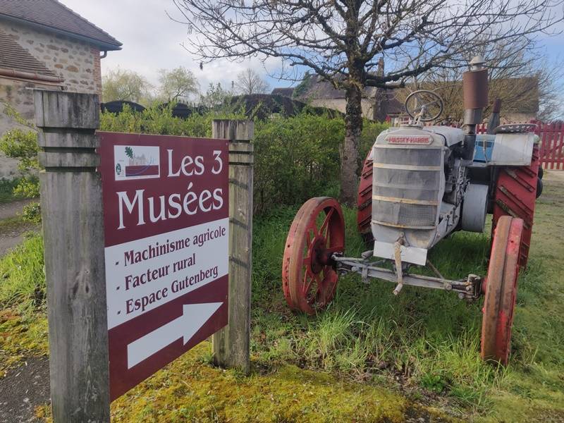 Photo de Musées du machinisme agricole, du facteur rural et espace Gutenberg