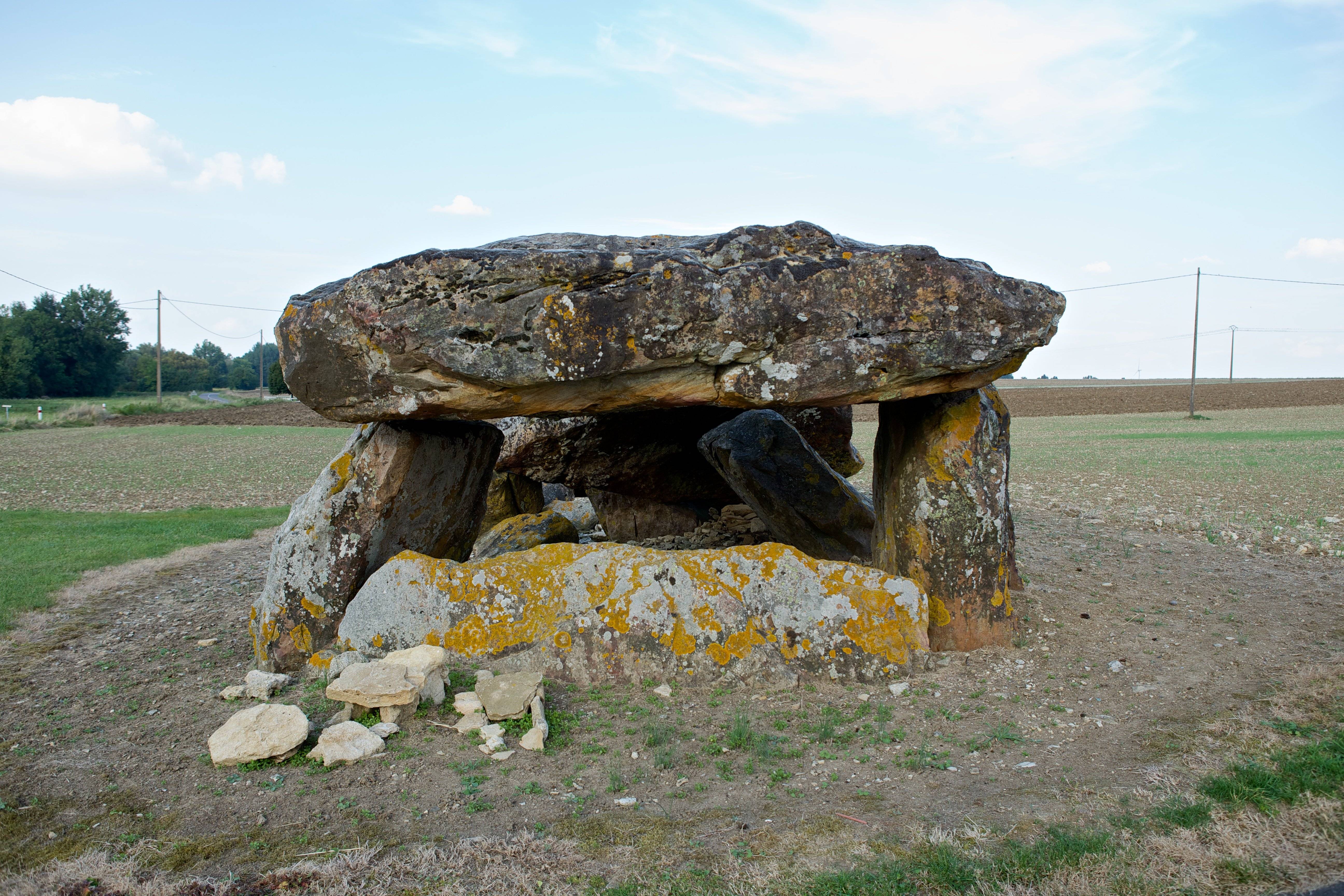 Photo de Dolmen de la Pierre Levée