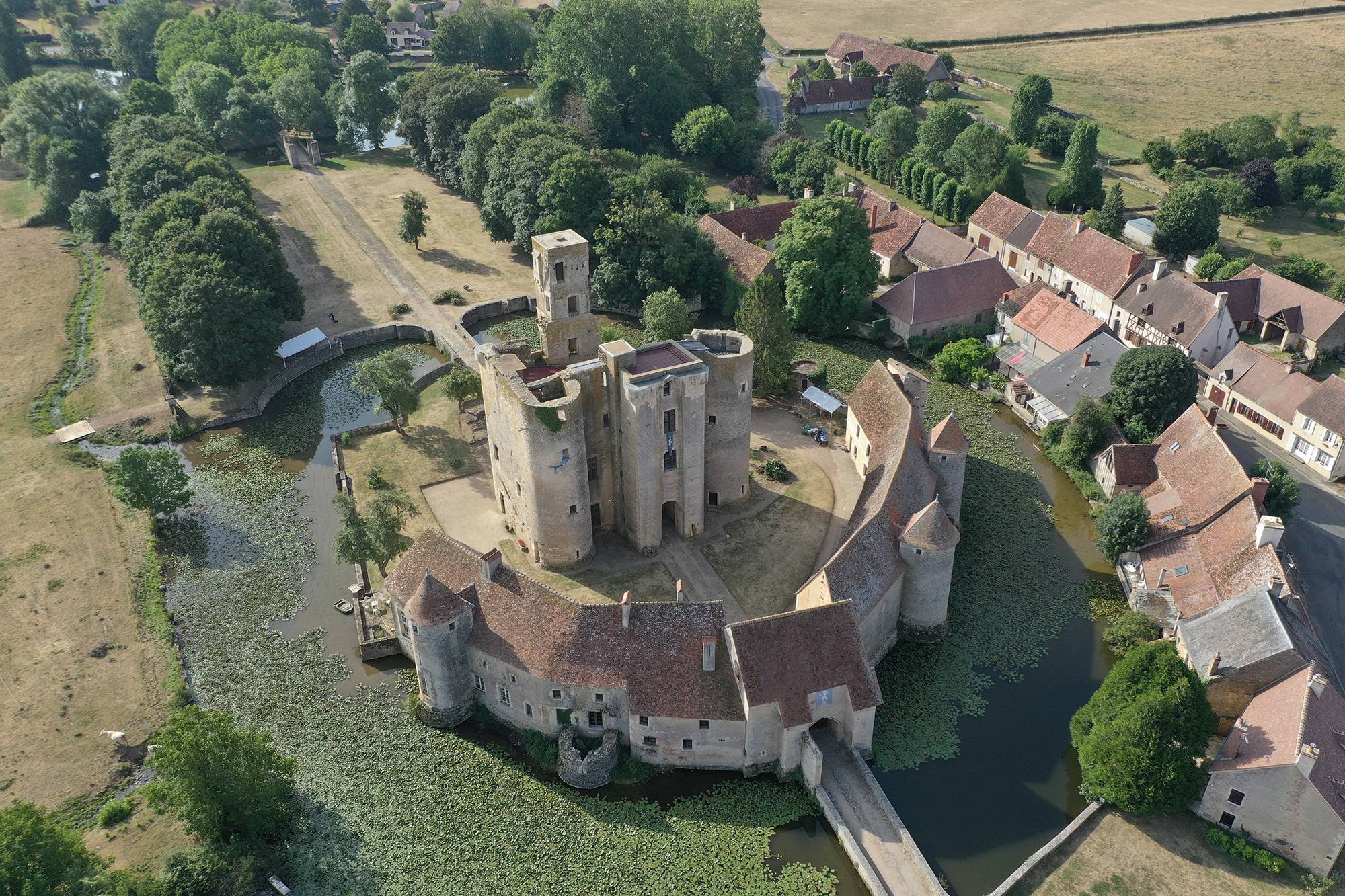 Photo de Château et Musée de Sagonne