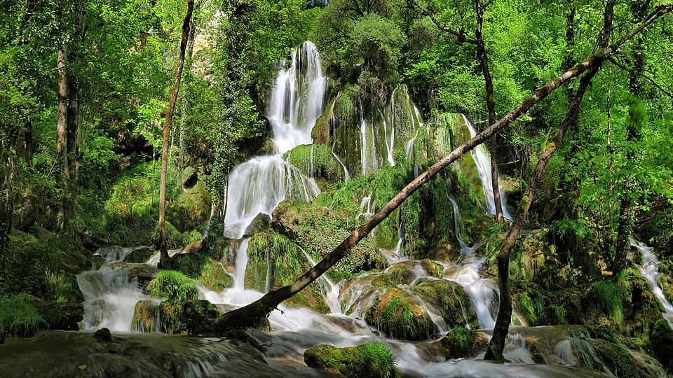 Photo de Cascade Syratu