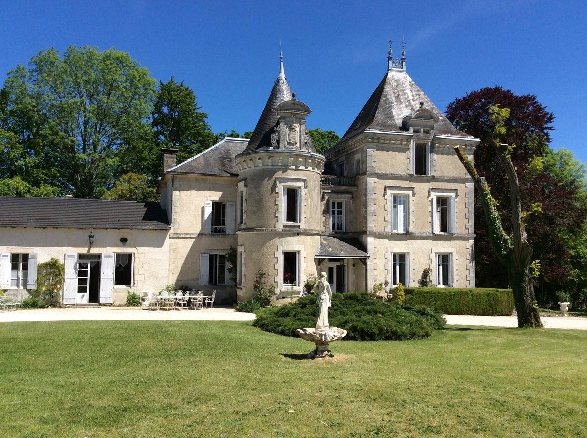 Photo de Château de Laubertie