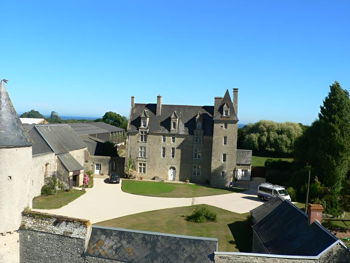 Photo de Le Château St Pierre