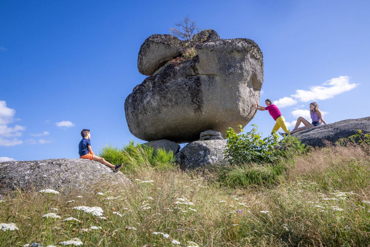 Photo de LE ROCHER DE SAINT-JEAN