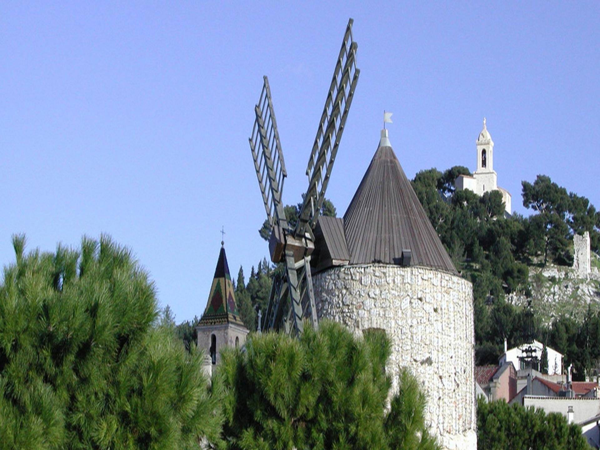 Photo de Esplanade Fréderic Mistral
