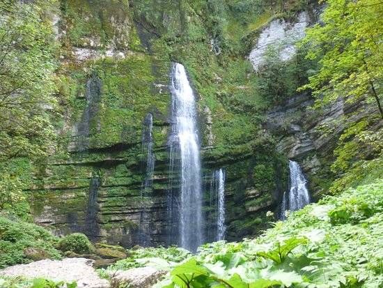 La cluse du Flumen et ses cascades
