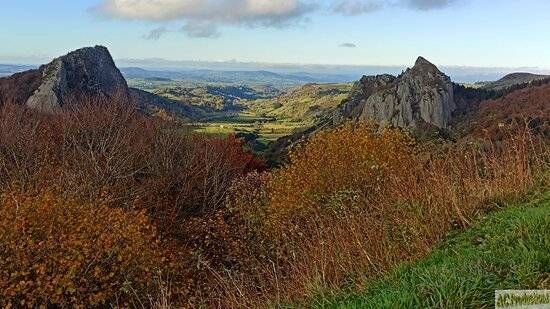 Les Roches Tuiliere et Sanadoire