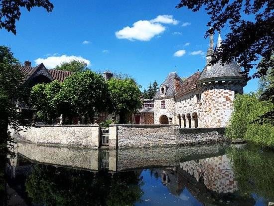 Château De Saint-Germain De Livet