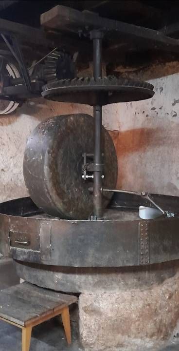 Moulin à Huile de Noix