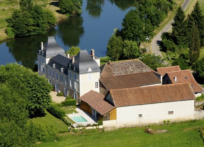 Le Château de la Roche