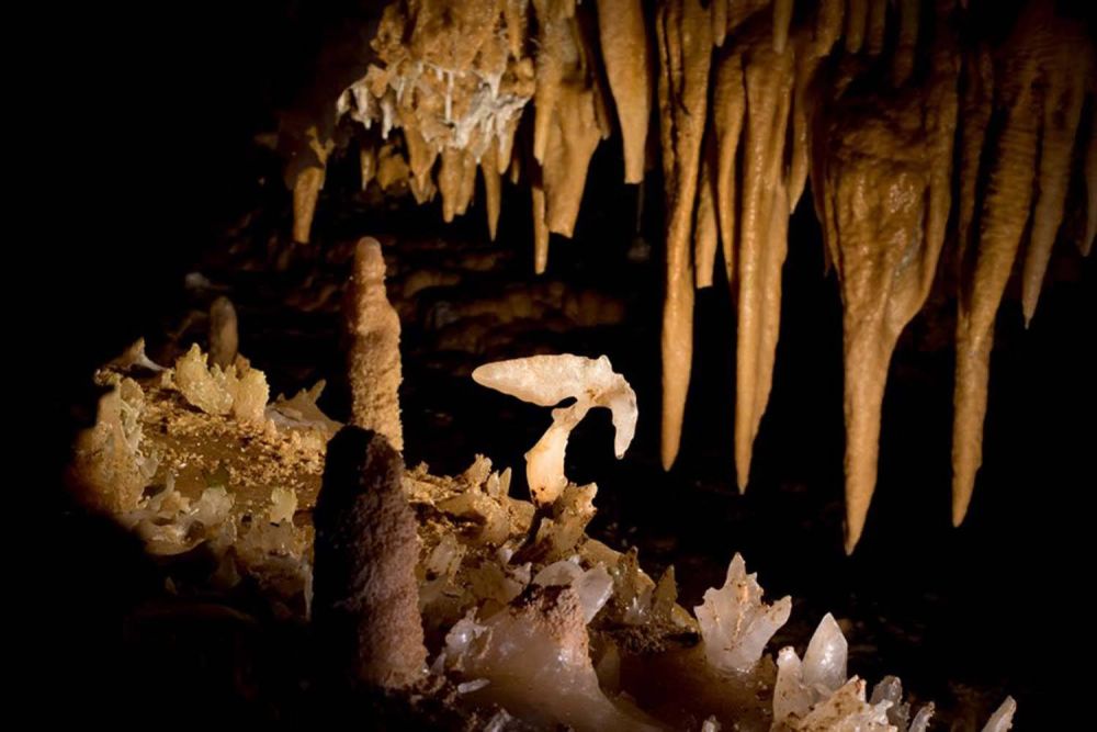 Grotte du Grand Roc