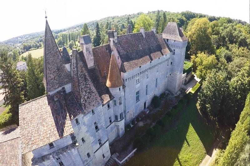 Château de Château-l'Evêque